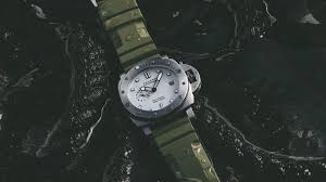 Replica Panerai Luminor Submersible Watches